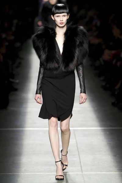 Look 23